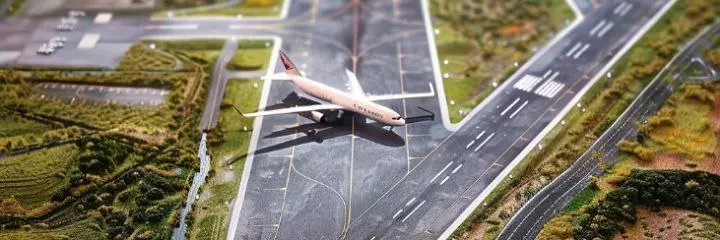 toy plane