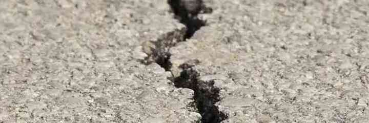 Crack in the asphalt